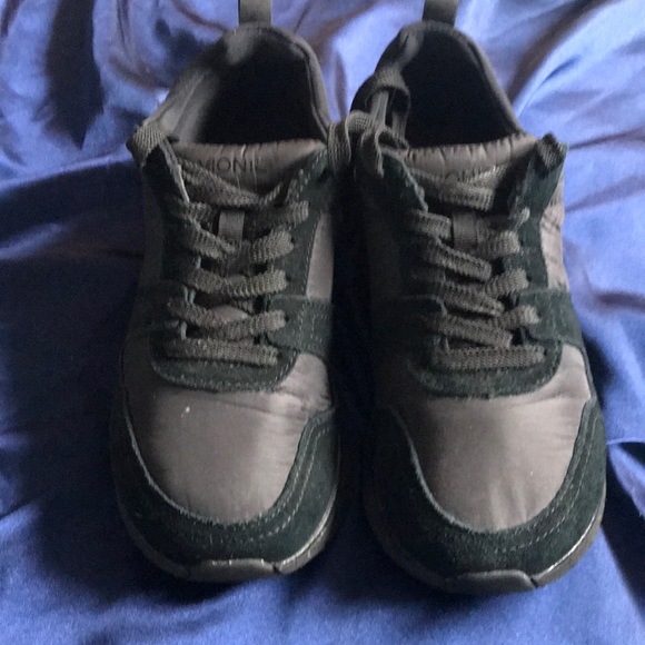 vionic emerson sneaker